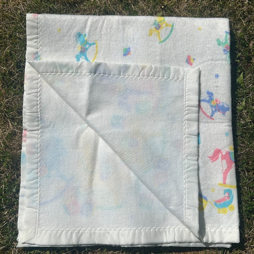 Vintage‎ 1987 Baby Blanket Rocking Horse Soft Care Large Satin Trim White Pink - Picture 2 of 9